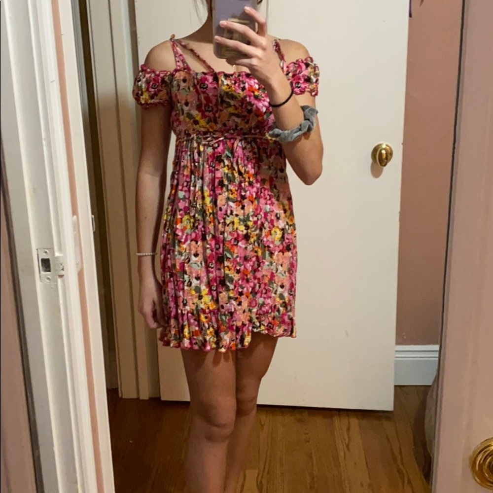 Girls flowy floral dress